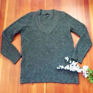 Zara Knit Grey V Neck Long Sleeve Sweater